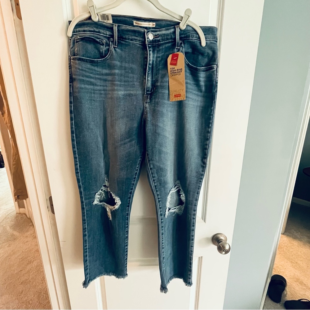Levi’s 724 High-Rise Straight Cropped Jeans. Size 18 | 34.